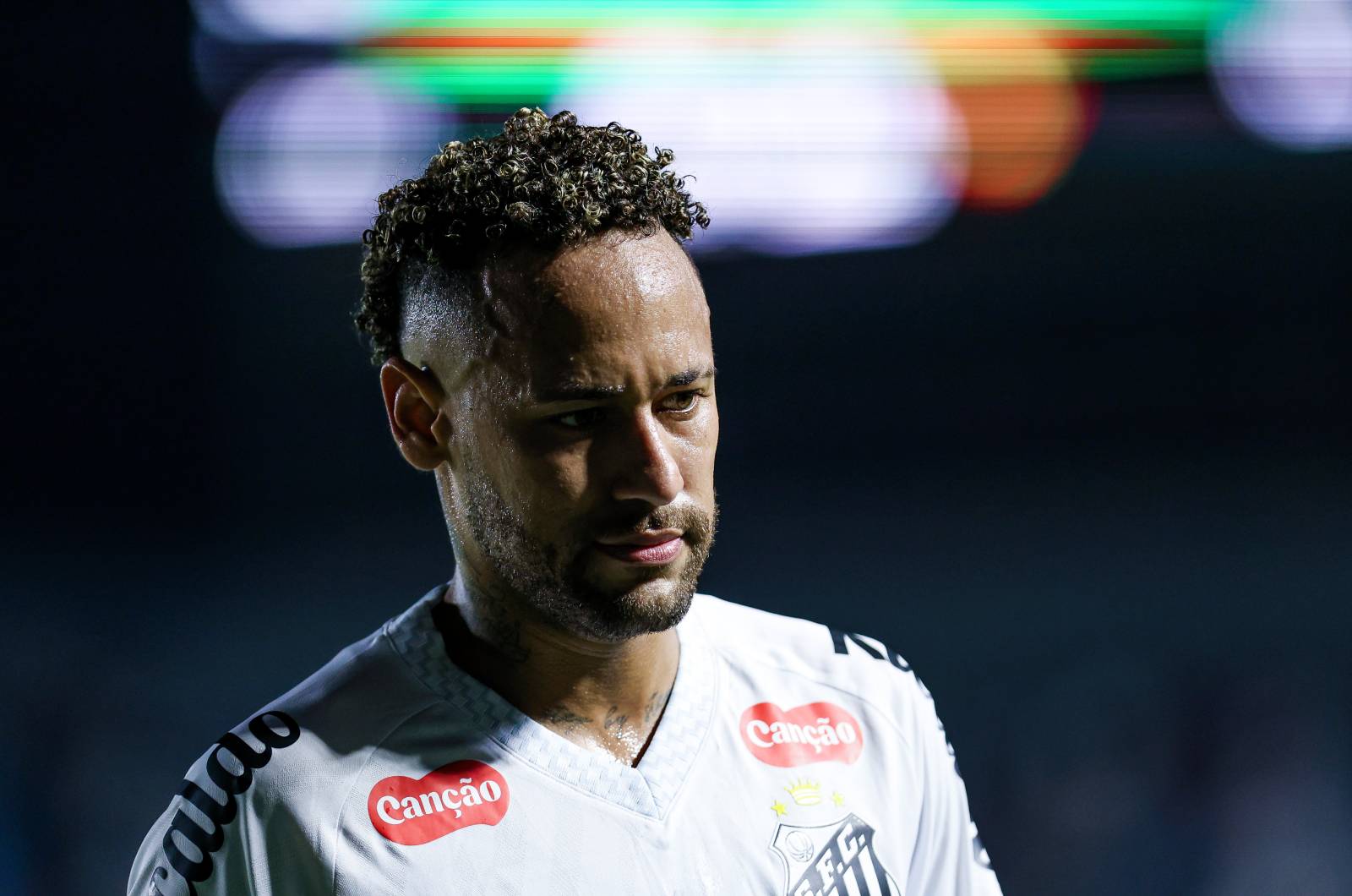 Ten klub chce sprowadzić Neymara. To byłby kontrowersyjny zwrot akcji