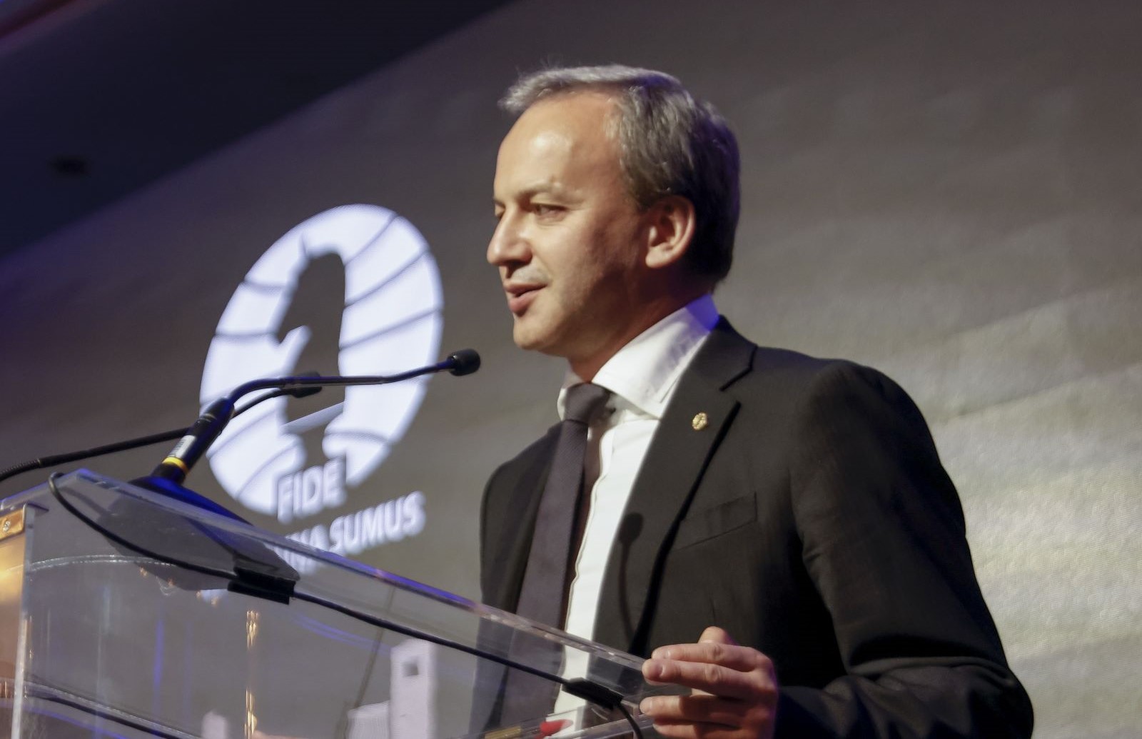 Ujawnił, co się działo podczas głosowania ws. Rosjan. "To absurd"