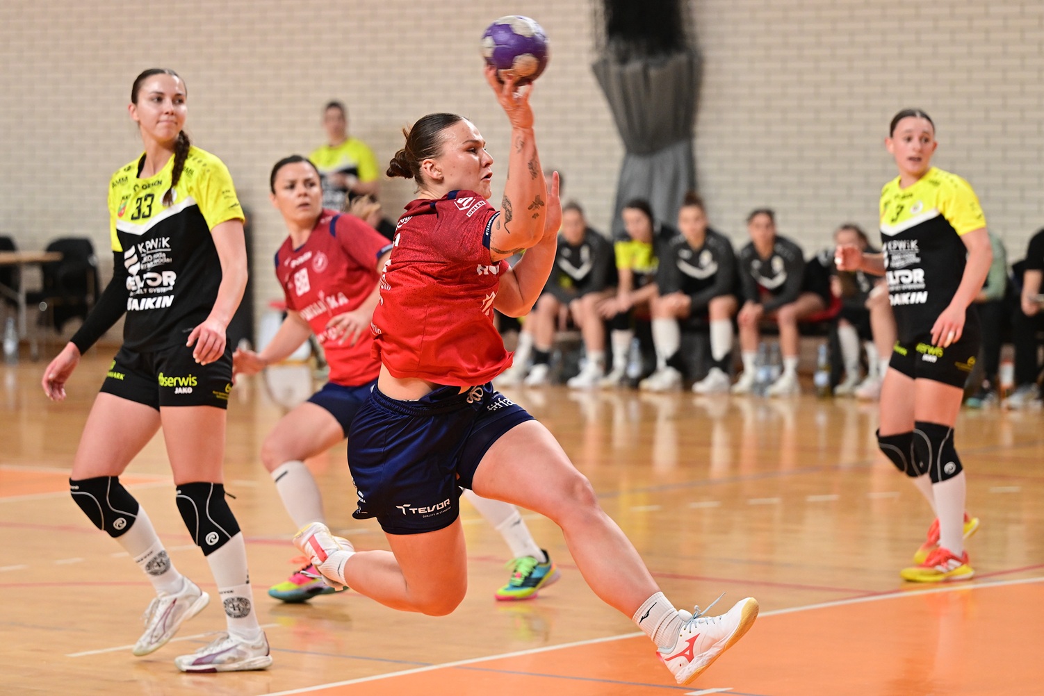 Nieprawdopodobne emocje w Kobierzycach. Kapitalna pogoń wiceliderek tabeli