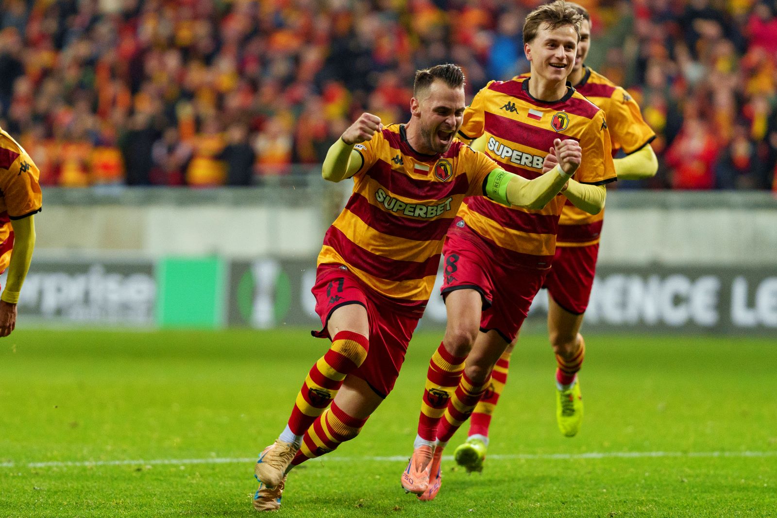 Liga Konferencji. Gdzie oglądać mecz AZ Alkmaar - Jagiellonia Białystok? Będzie w TV? Kiedy start?