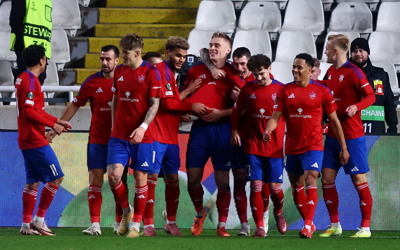 "Polacy słusznie świętowali". Cypryjskie media wprost po meczu Rakowa