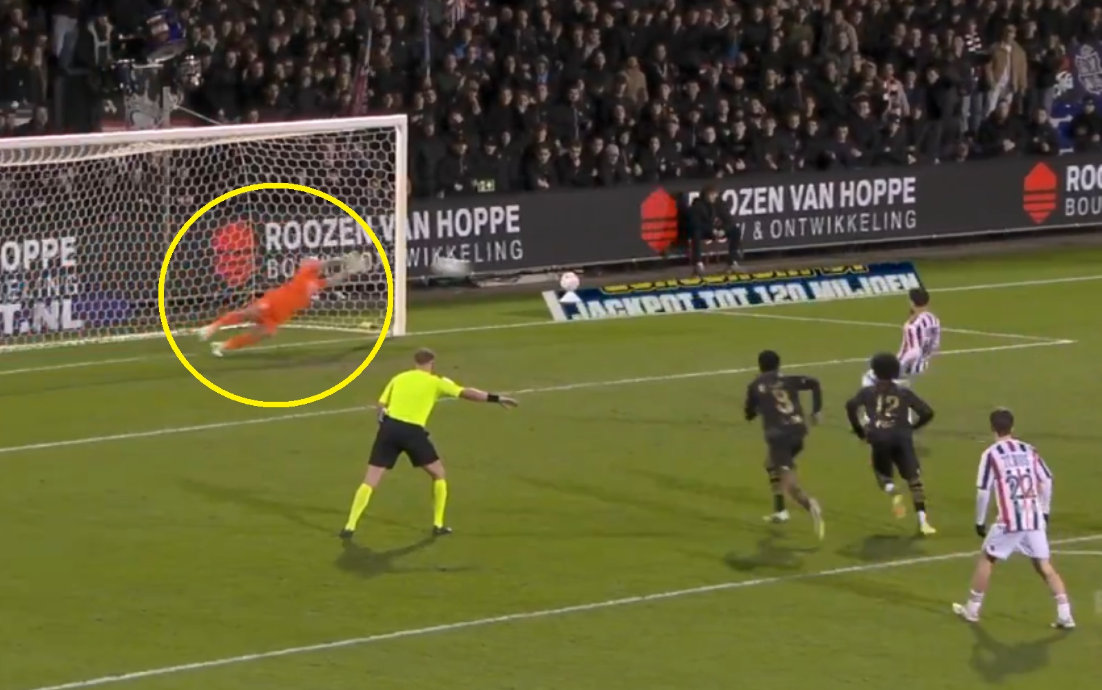 "Fantastycznie". W Holandii zachwyceni polskim bramkarzem