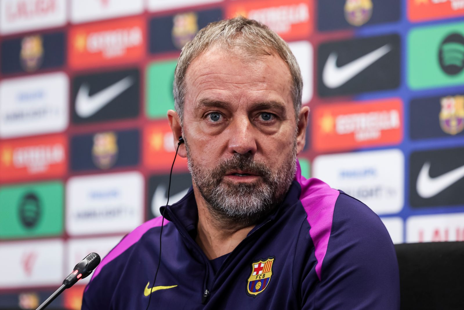 Barcelona ma problem. Zaskakująca decyzja Flicka