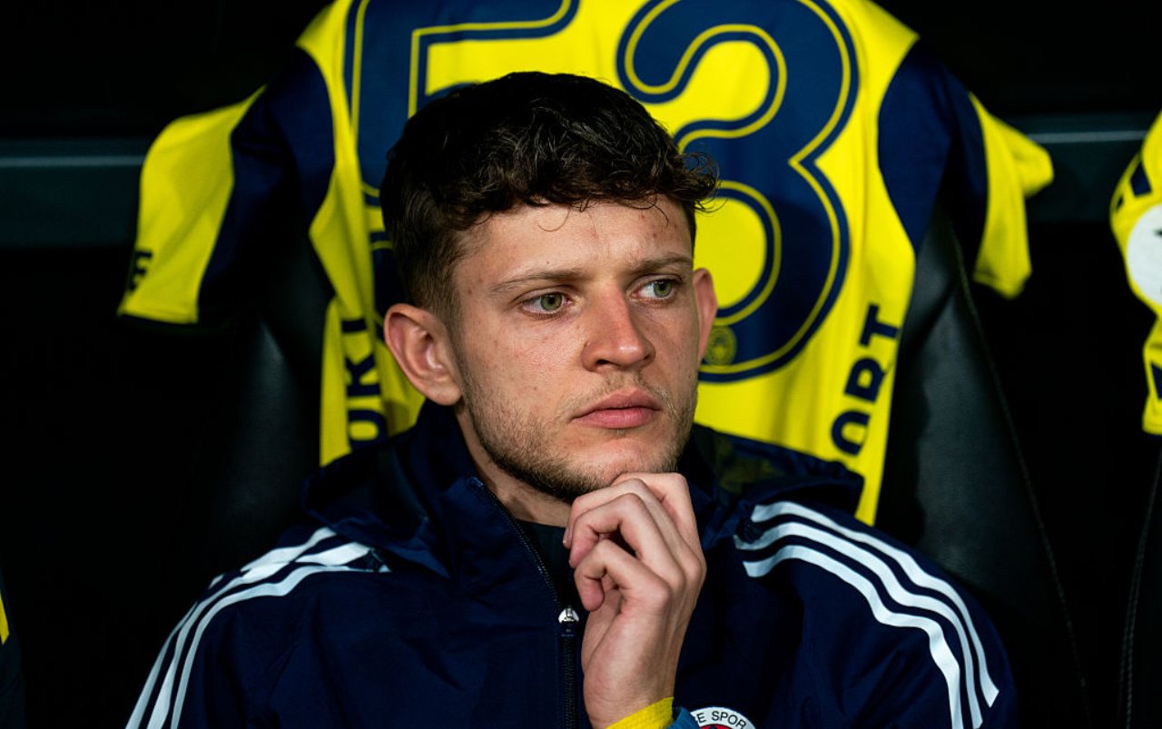 Słynny klub chce Szymańskiego. Transfer już zimą?