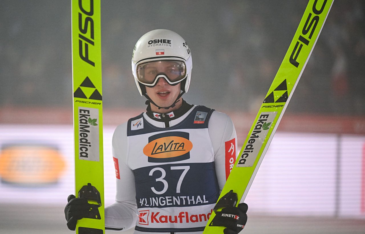 Puchar Świata w skokach. Gdzie oglądać konkurs w Engelbergu? O której?