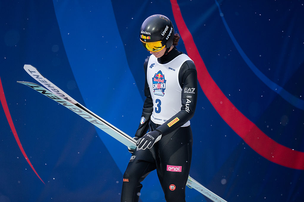 Gorąco w Engelbergu. Czerwona kartka. Oto kto ją dostał