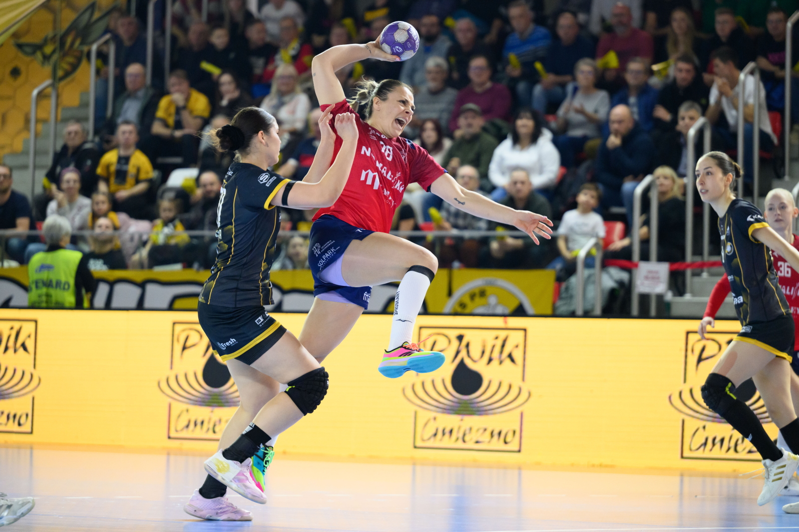 Słaby mecz Piotrcovii w Gnieźnie. Wicelider z drugą porażką w sezonie