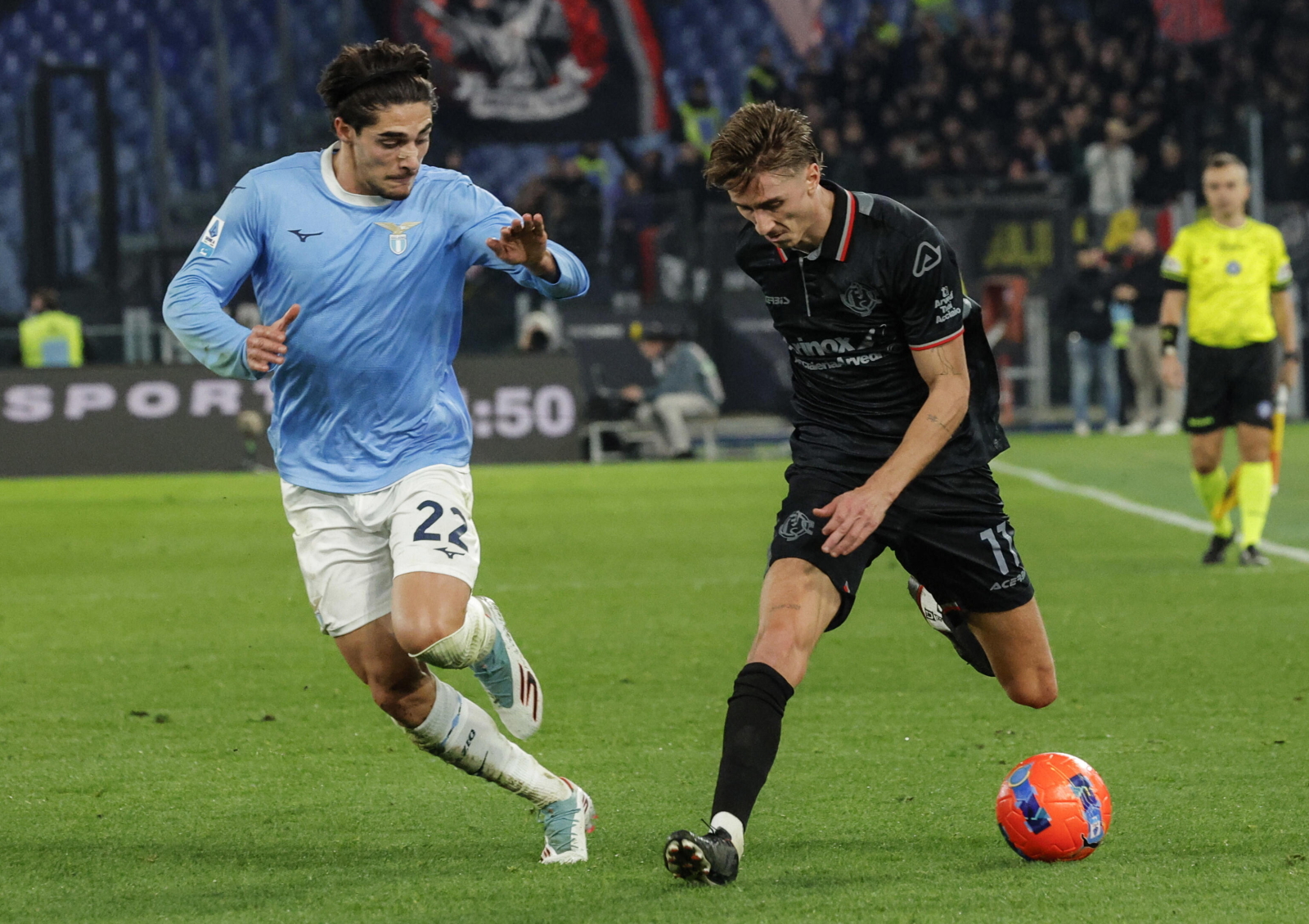 Festiwal kartek zamiast goli w meczu Lazio