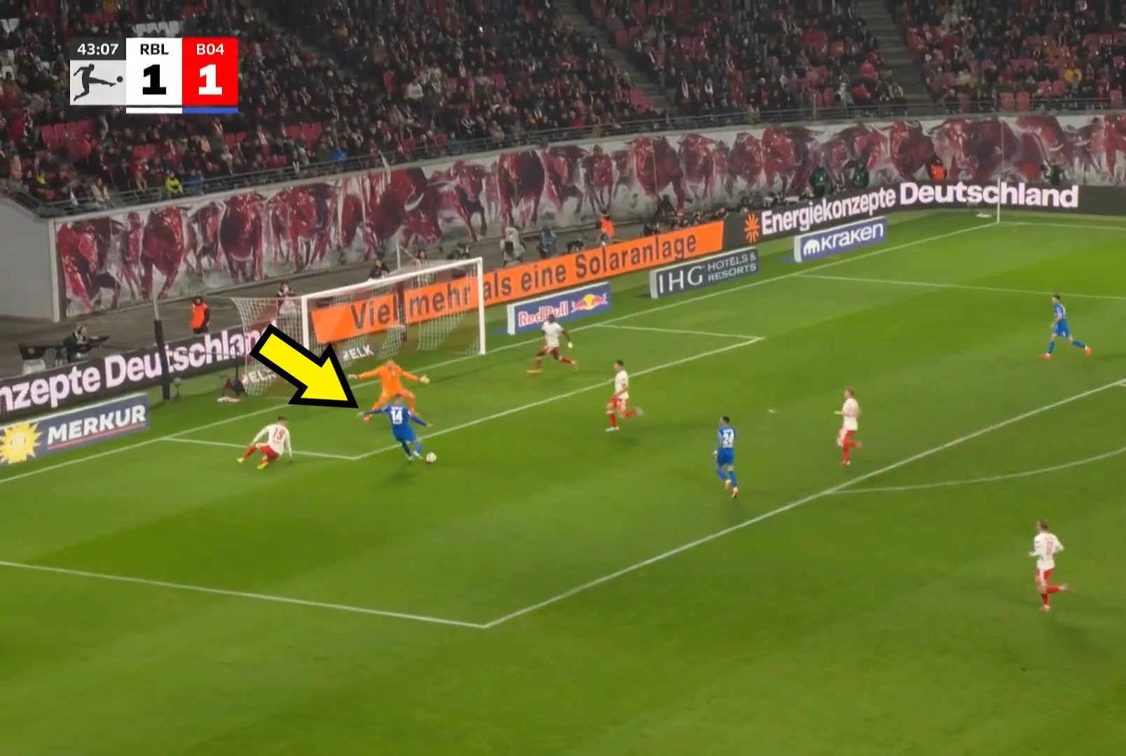 Popis Czecha w Bundeslidze. Świetnie oszukał obrońcę [WIDEO]