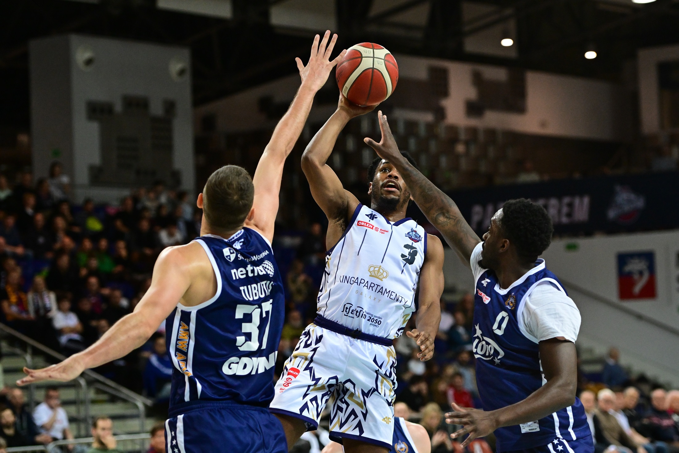 King zatrzymał lidera. Jovan Novak show!