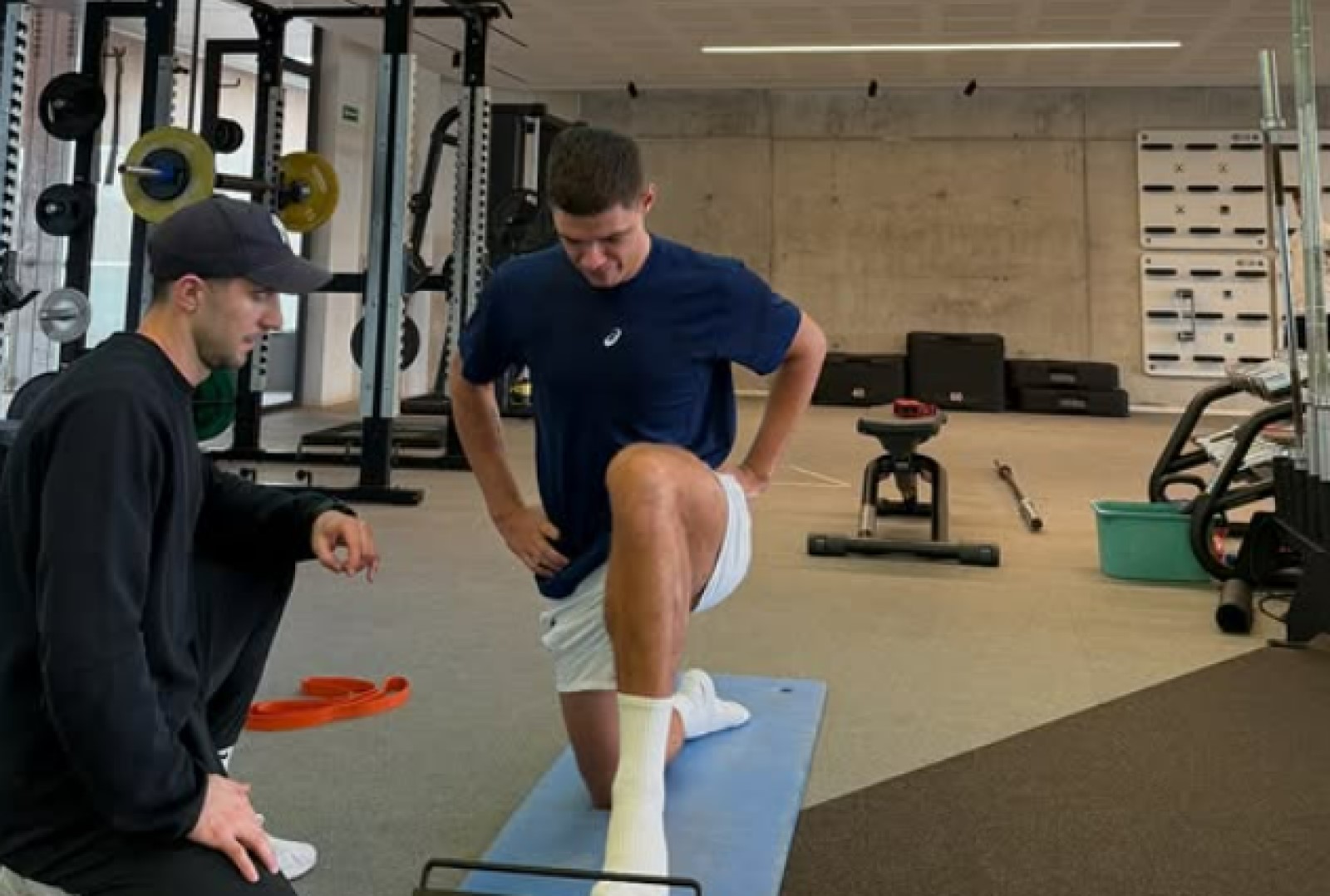 Zdjęcie nie zostawia złudzeń. Oto który Polak trenował w akademii Nadala