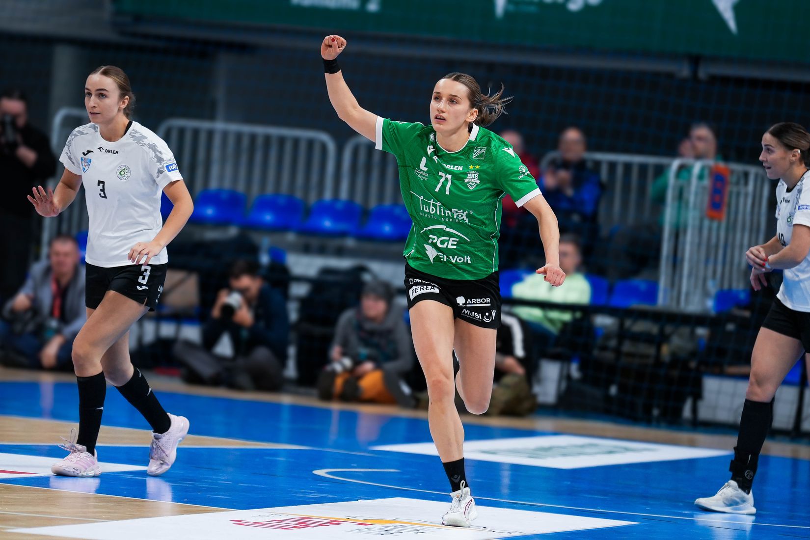 Mimo problemów, wstydu nie było. Faworyt sprostał zadaniu