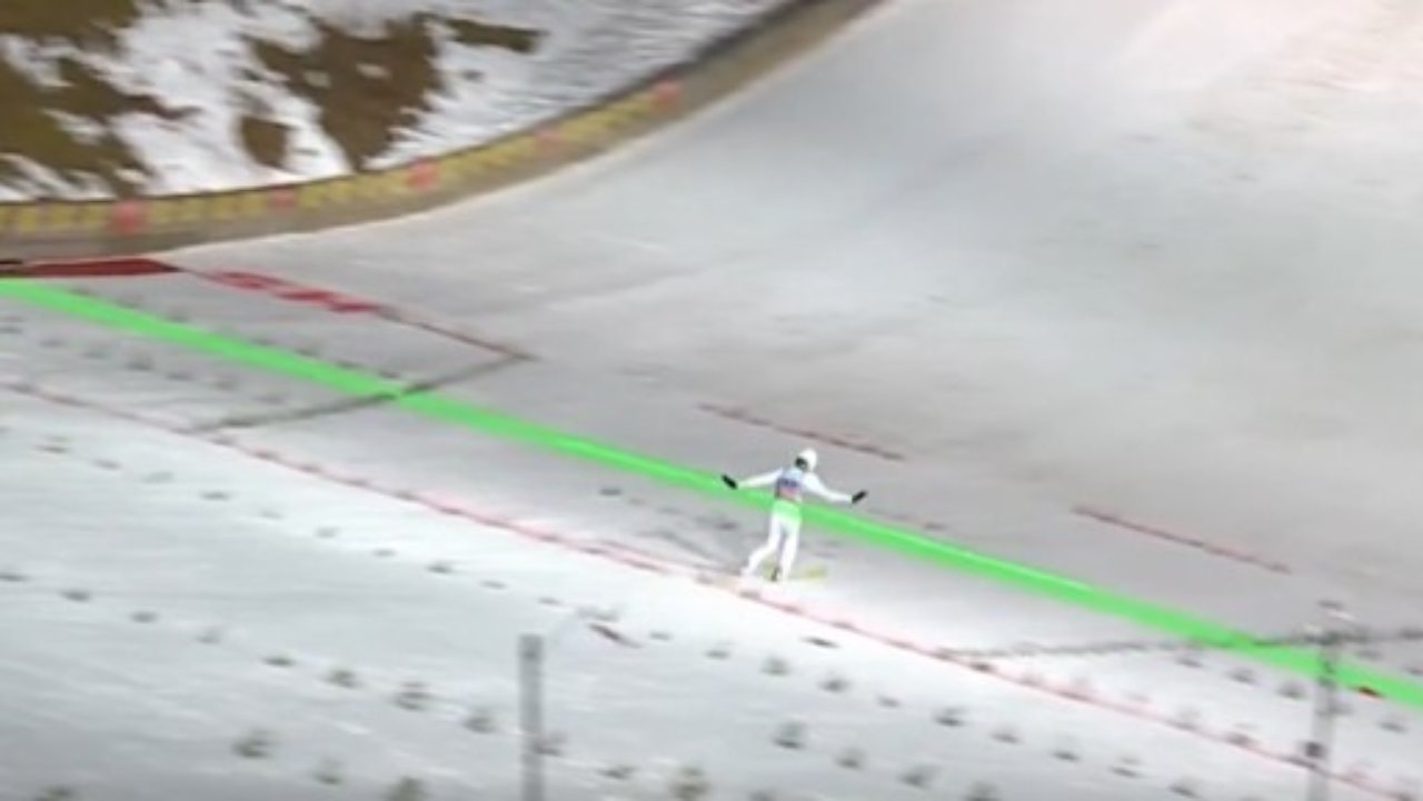 Tomasiak walczył choćby o wygraną. Jest już nagranie jego drugiego skoku