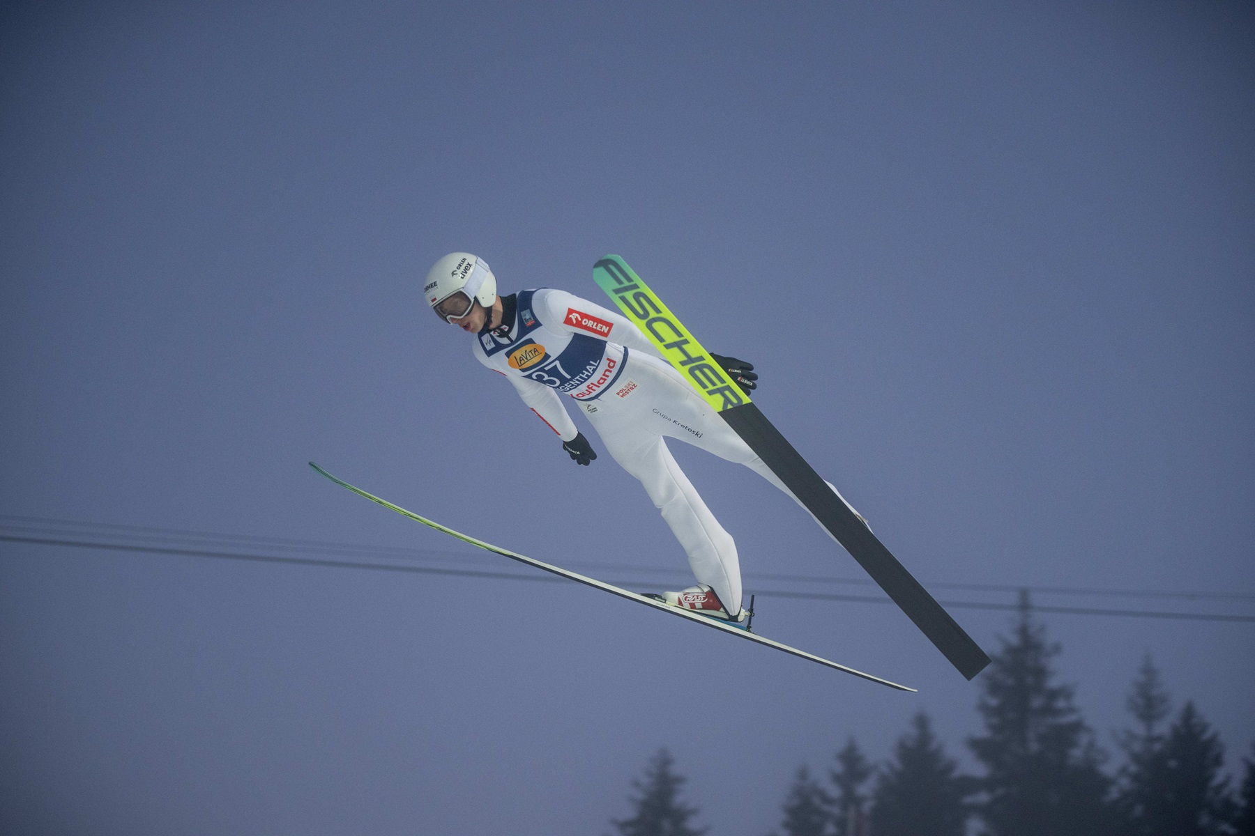 "Ajj". Słynny Niemiec tak zareagował na skok Tomasiaka