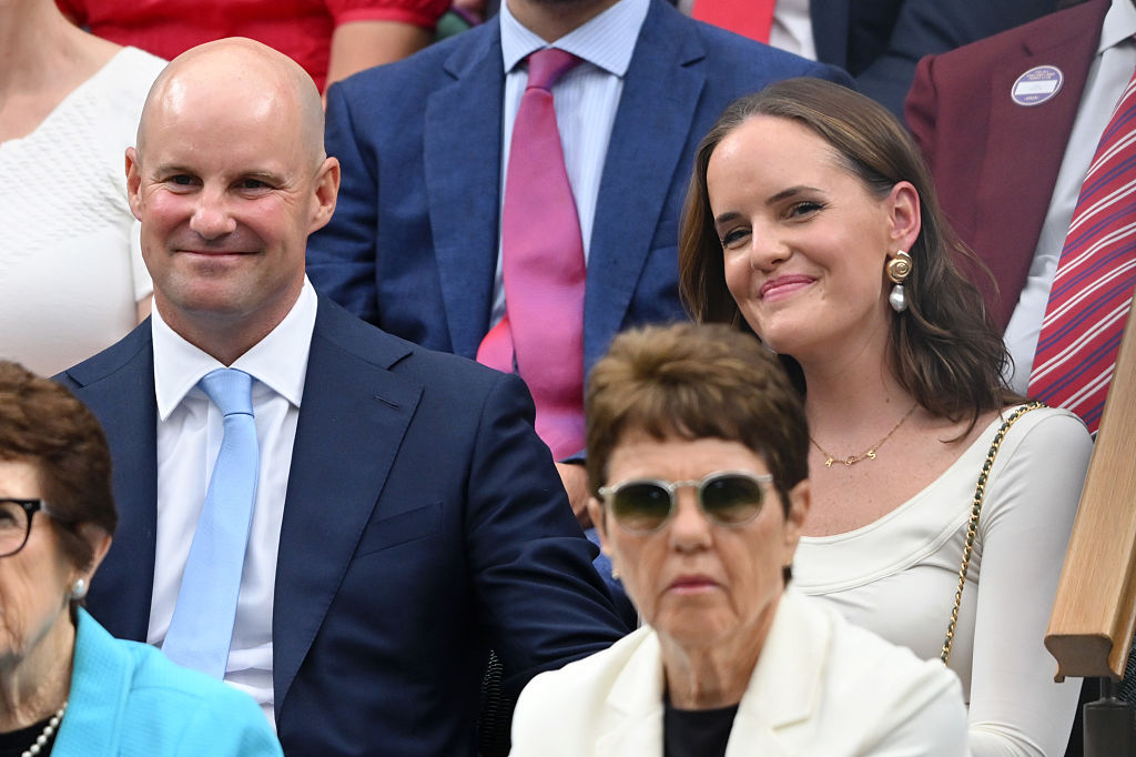 Po śmierci żony wziął drugi ślub. Potężna różnica wieku