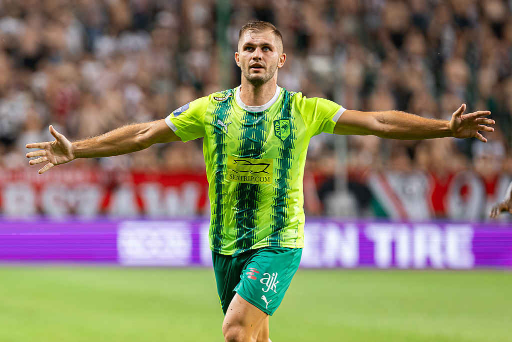 Polski napastnik chce odejść. "Nie jesteśmy równo traktowani'