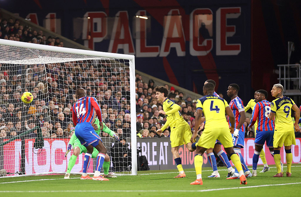 Dwa nieuznane gole. 19-latek bohaterem Tottenhamu