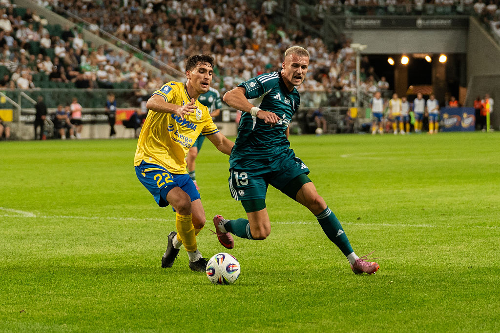 Napastnik bez goli. Arka żegna transferowy niewypał