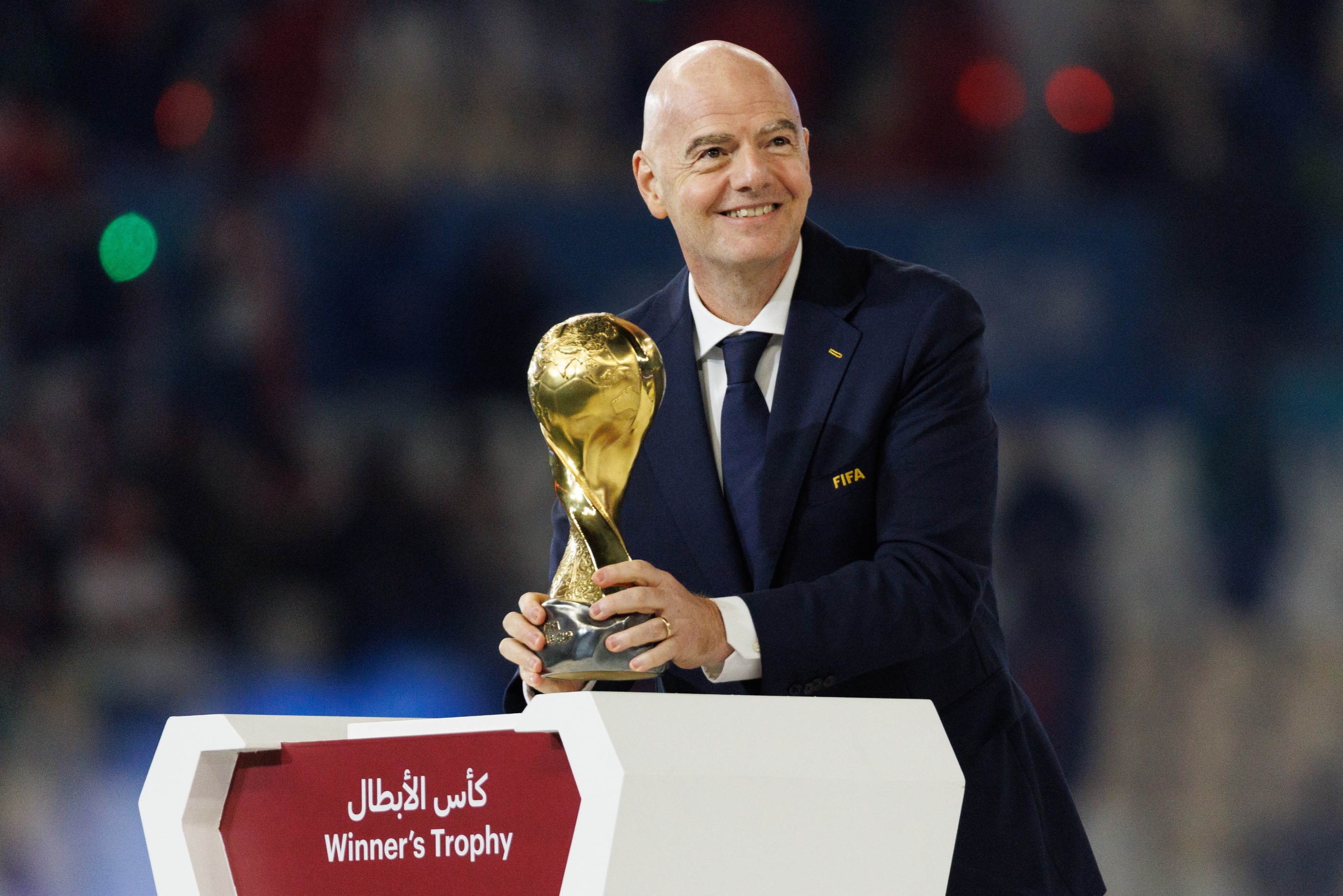 Szturm po bilety na mundial. Infantino ujawnia szokujące dane