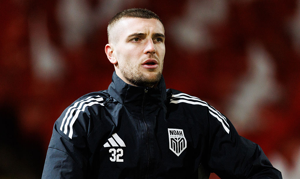 Polskie kluby obejdą się smakiem? Napastnik rozchwytywany