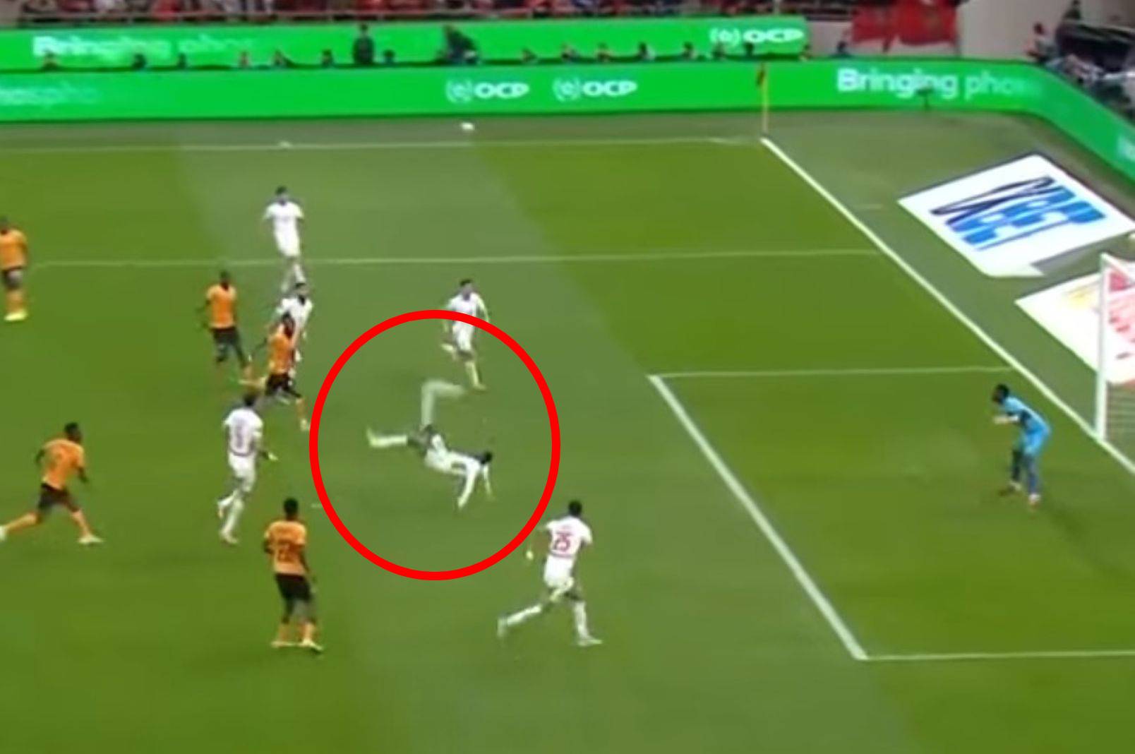 Nie do wiary. Zdobył drugą bramkę przewrotką na wielkim turnieju