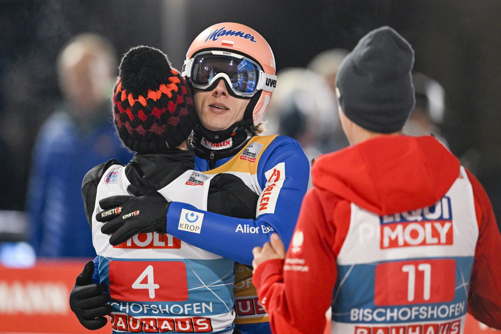 Zmiana nic nie dała. Jedna z gwiazd polskich skoków musi się z tym pogodzić [OPINIA]