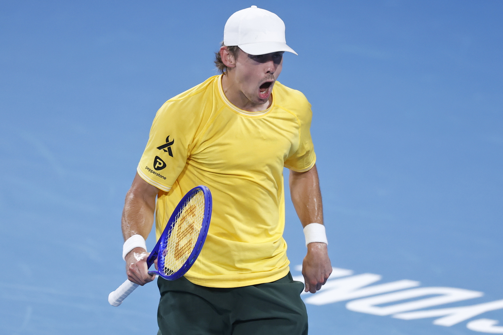 Alex de Minaur odebrał rekordy szwajcarskim legendom. Stefanos Tsitsipas wciąż bez ćwierćfinału