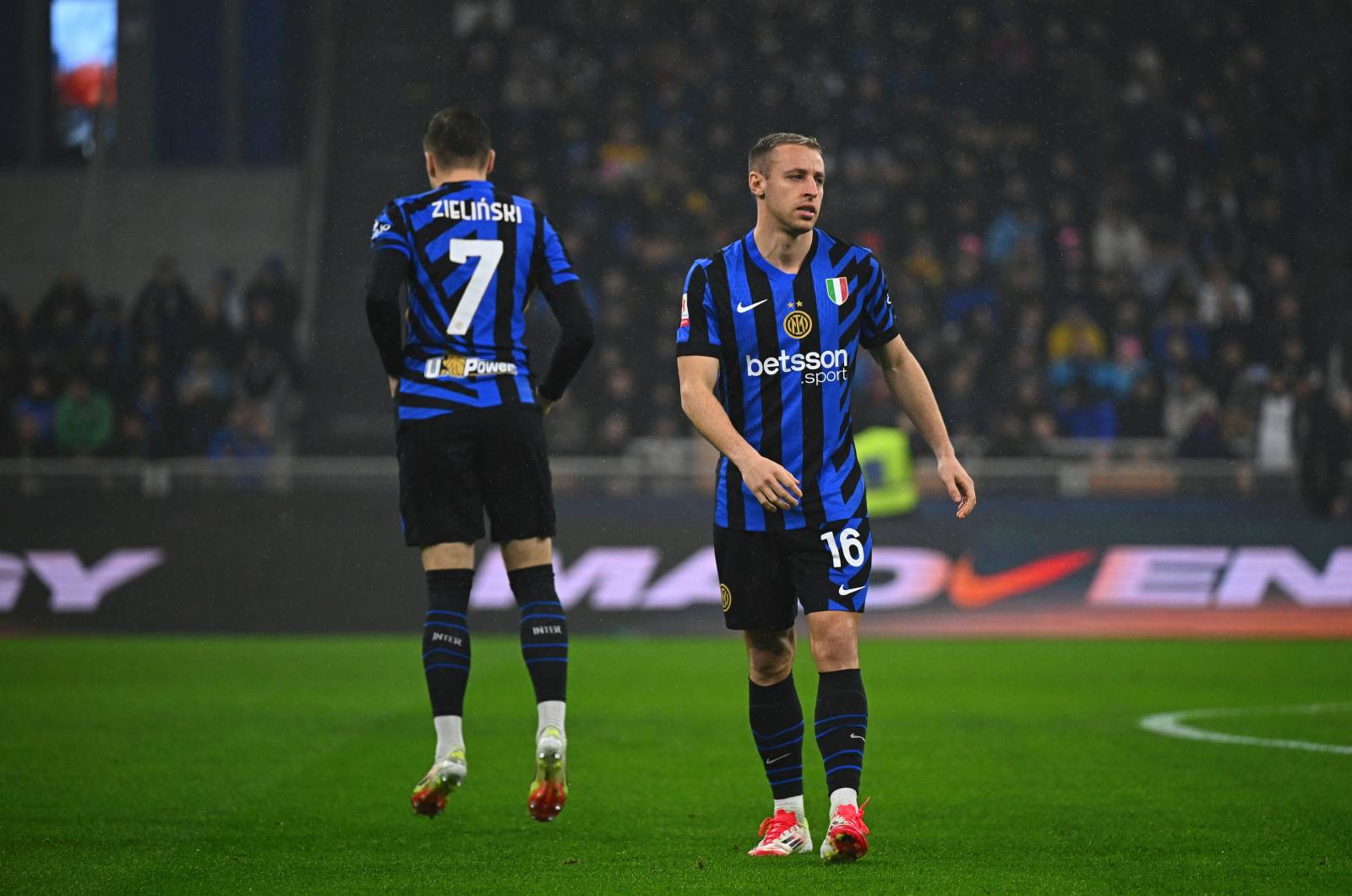 Zieliński może stracić konkurenta. Krajowy gigant szykuje ofertę