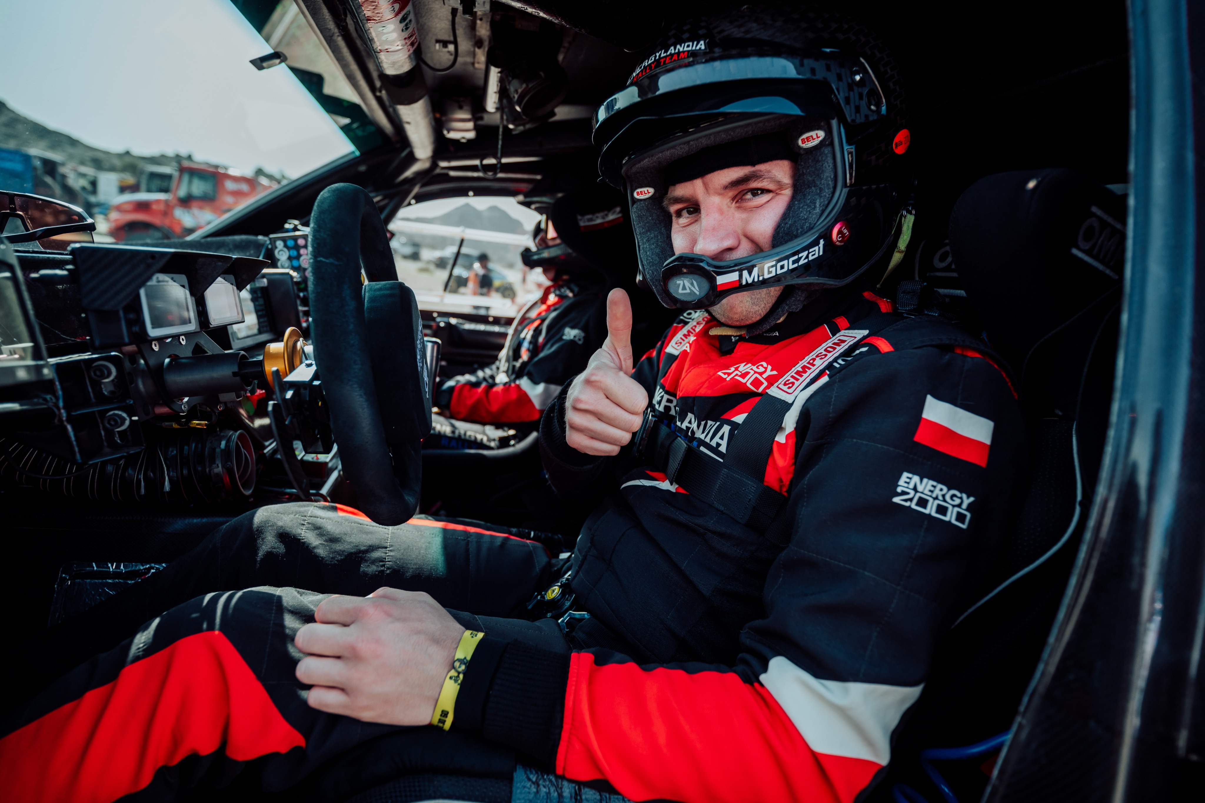 Polacy znów w czołówce Rajdu Dakar. "Kapcie" dały się we znaki