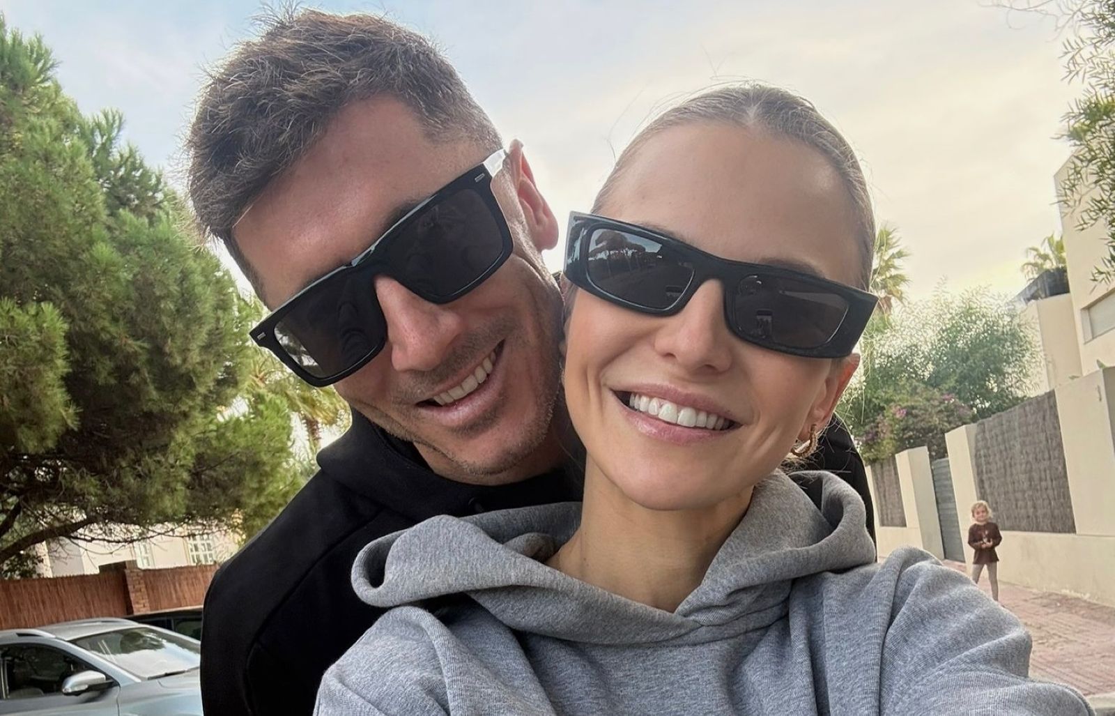 Lewandowska pokazała się z mężem. Lawina komentarzy. "Piękni i młodzi"