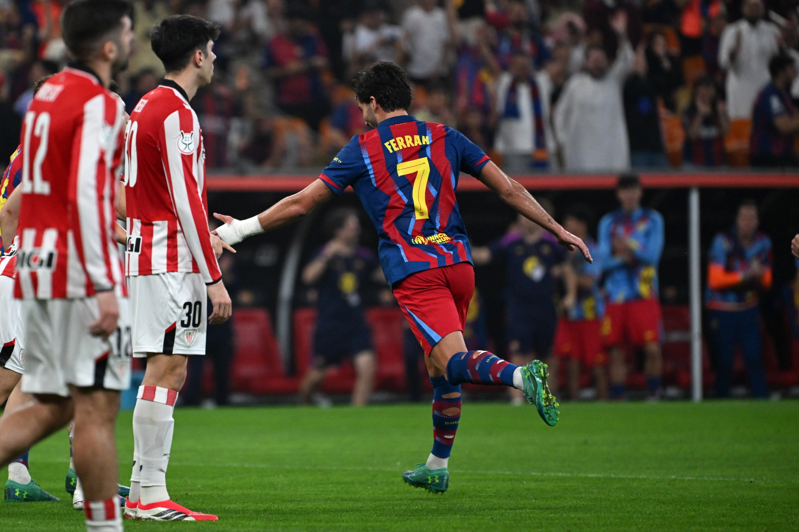 Deklasacja! FC Barcelona w finale Superpucharu