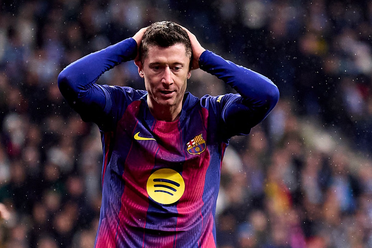 Aż huczy od plotek o Lewandowskim. Media: "Naciskają na odejście"