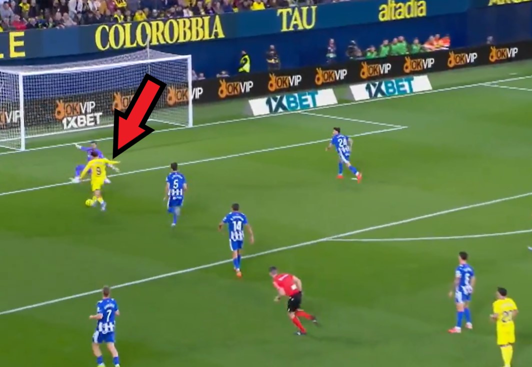 W tej akcji wszystko zagrało. Asysta i wykończenie najwyższych lotów [WIDEO]