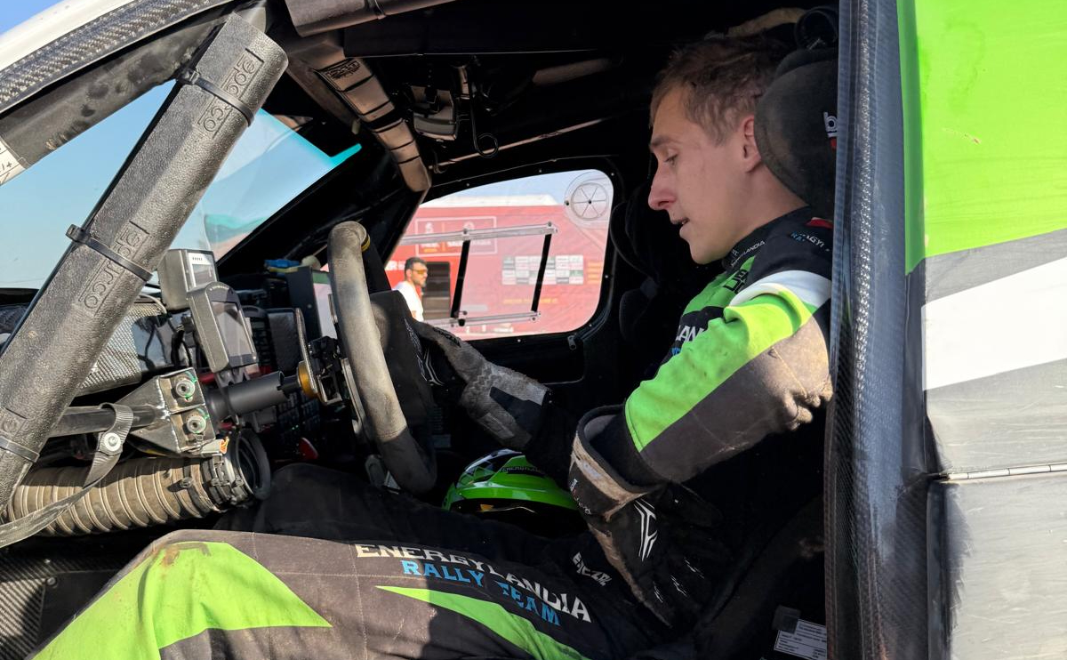 Heroiczna walka Polaka na Dakarze. Cudem dojechał do mety