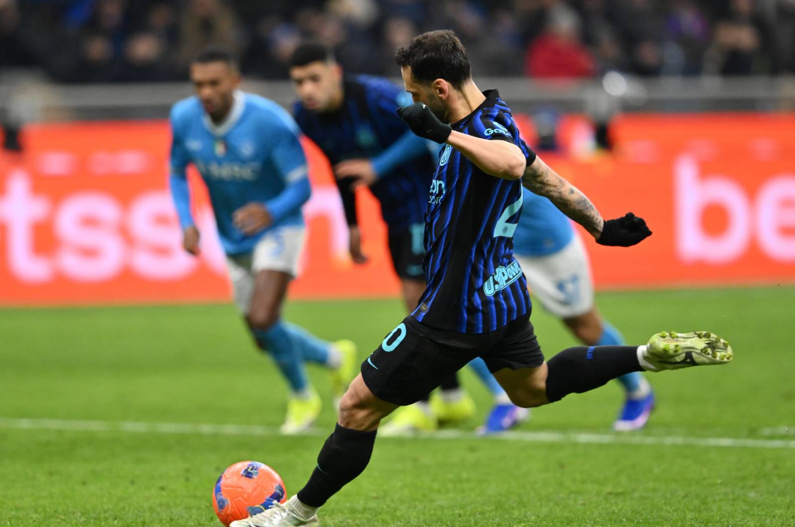 Oficjalnie. Gwiazda Interu kontuzjowana. To konkurent Zielińskiego