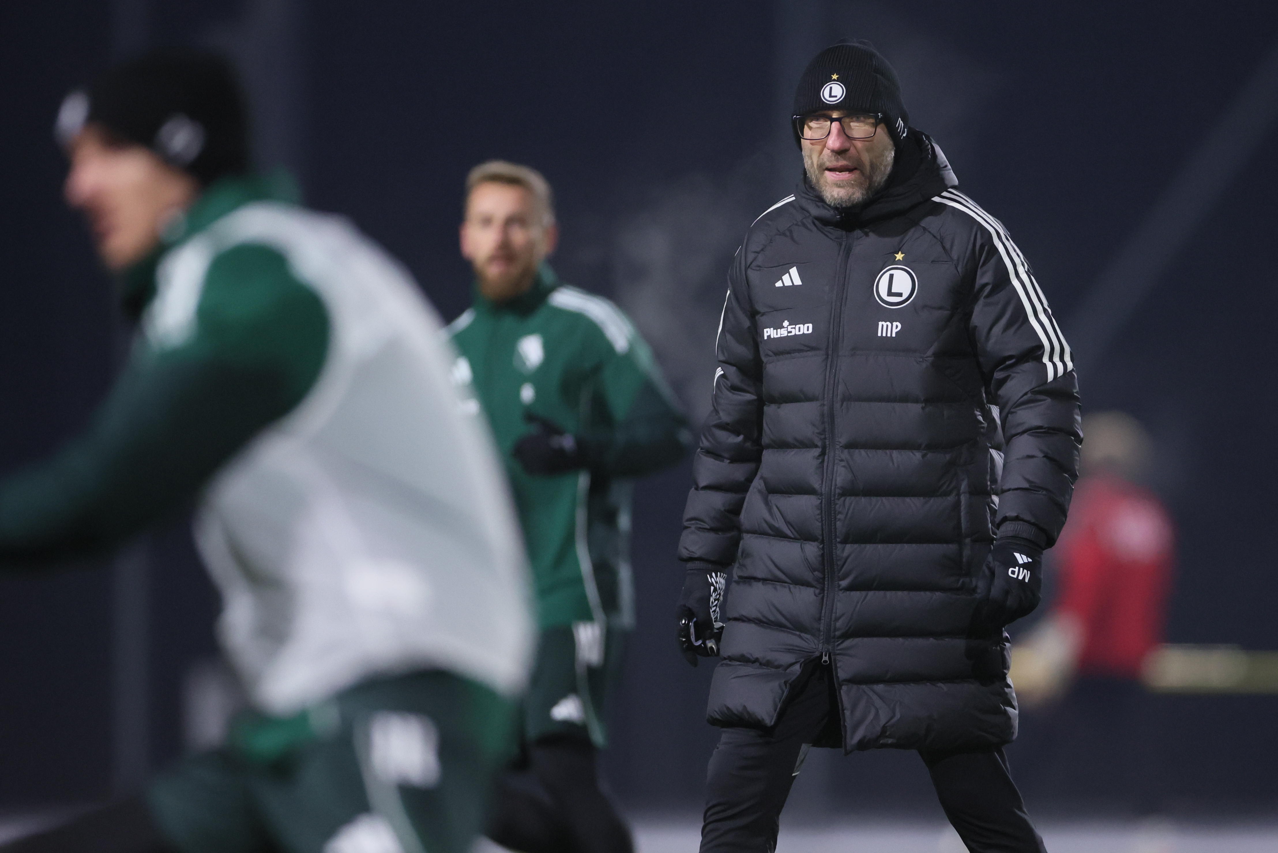 To będzie pierwszy transfer Marka Papszuna. Jest już w Hiszpanii