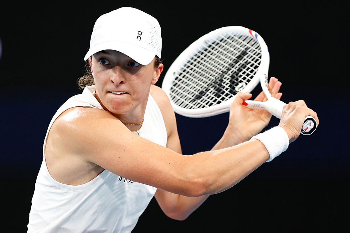 Pierwsza była Sabalenka. Wiadomo, z kim teraz Świątek wyjdzie na kort