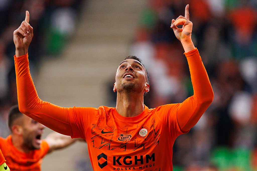 Zwrot akcji w Ekstraklasie. Napastnik wraca do Rakowa