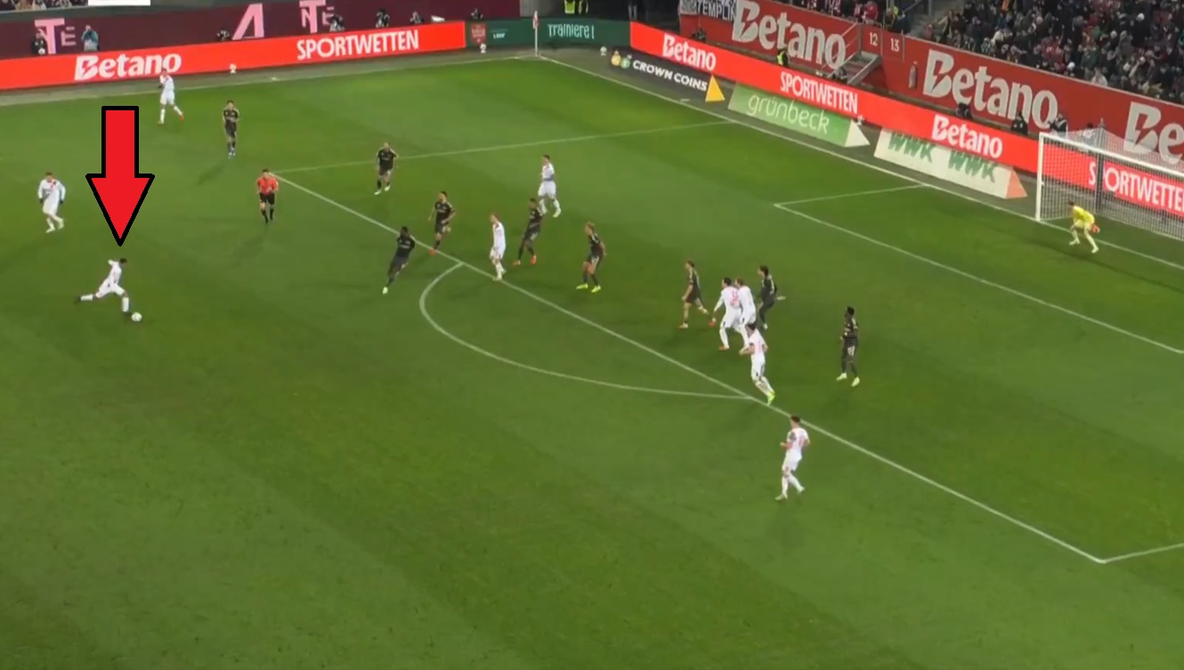 Mocny kandydat do gola rundy. Fenomenalny strzał w Bundeslidze