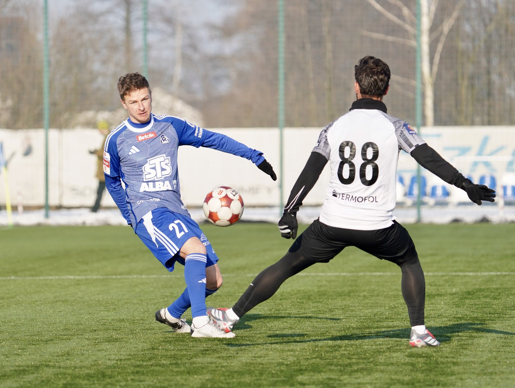 Jeden testowany i dwa gole w pierwszym sparingu Ruchu Chorzów