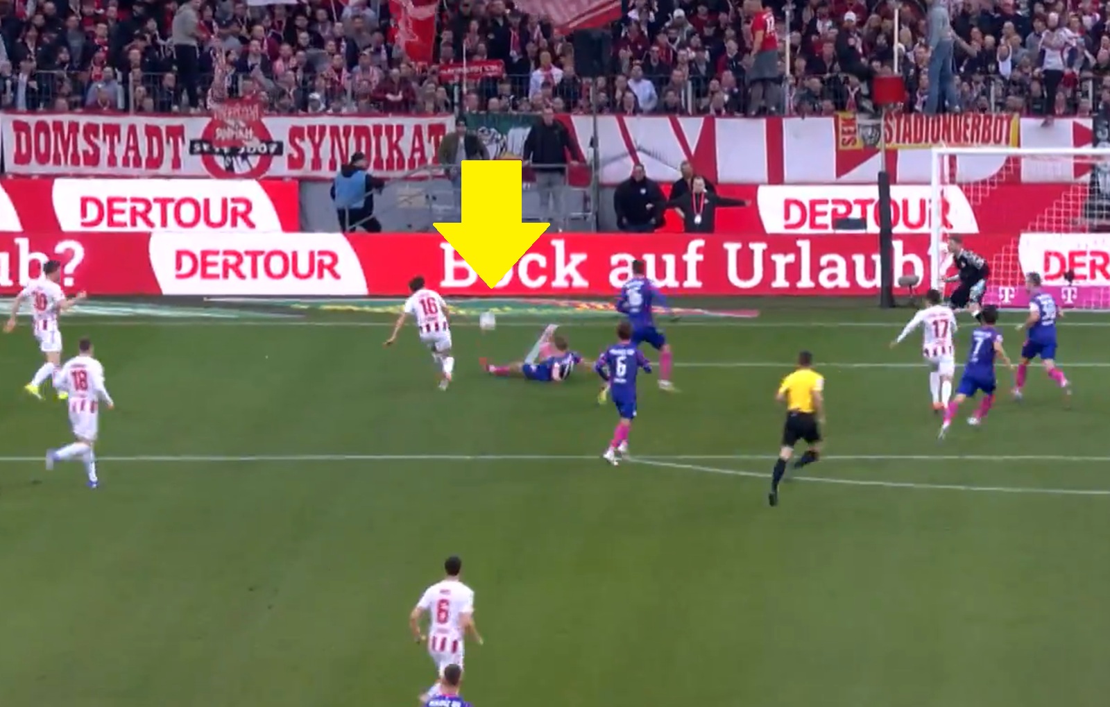 Polacy stoczyli pojedynek w Bundeslidze. Tylko spójrz [WIDEO]