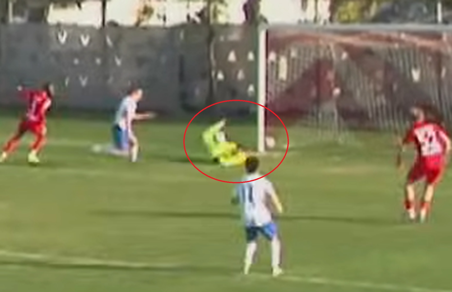 Koszmar bramkarza Wisły. Fatalny błąd