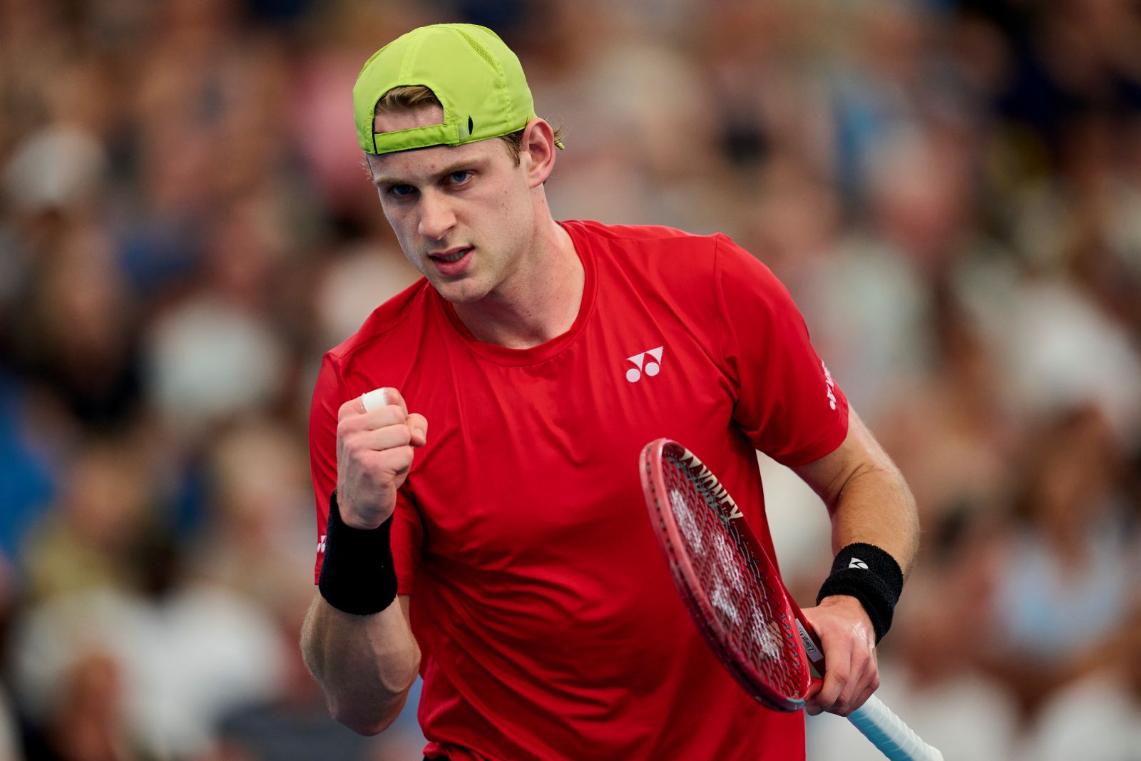 Człowiek wielu zainteresowań. To z nim zagra Hurkacz w Australian Open