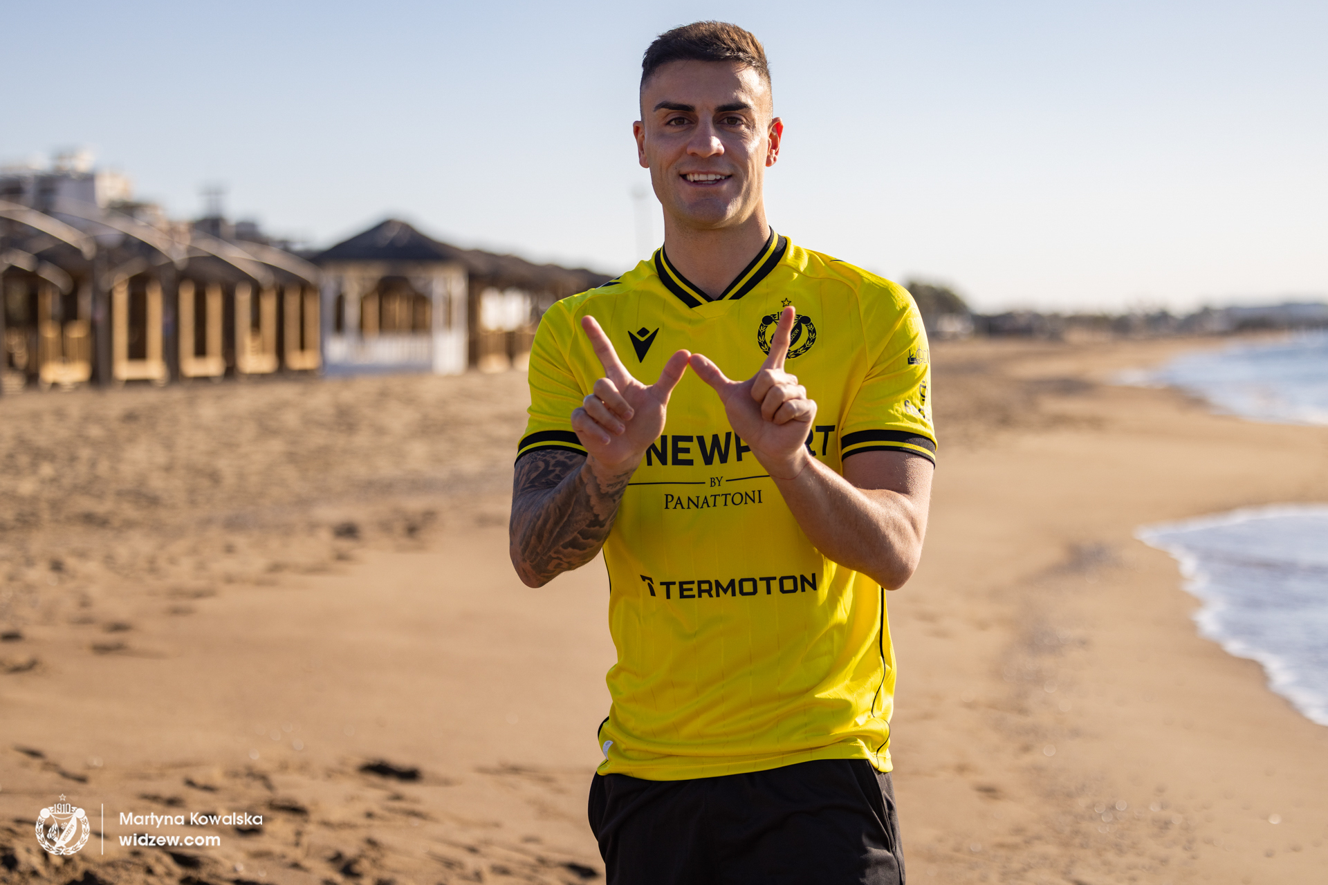 Widzew Łódź się nie zatrzymuje. Hiszpański obrońca podpisał kontrakt