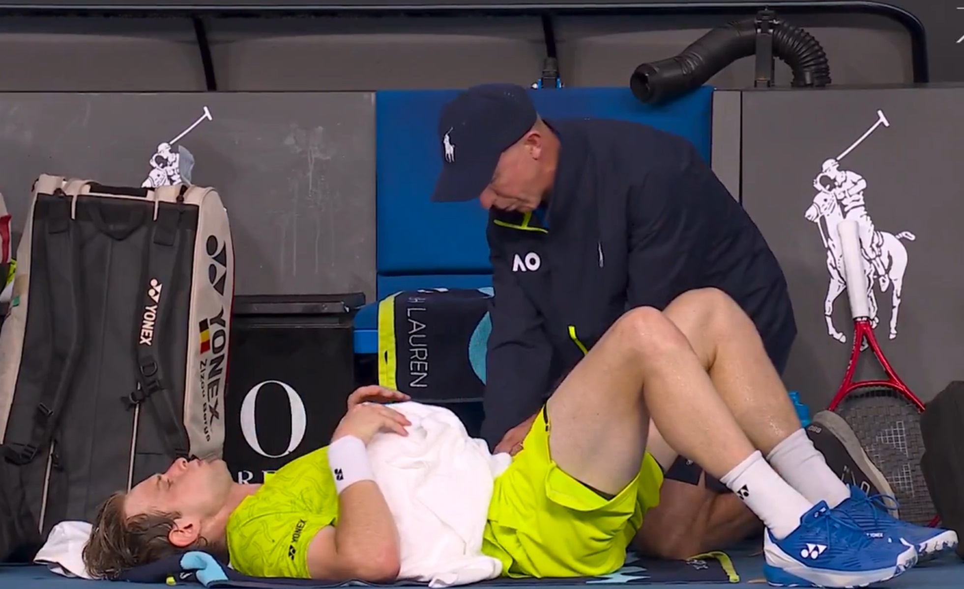 Musieli przerwać mecz Hurkacza. Spójrz, co działo się z jego rywalem