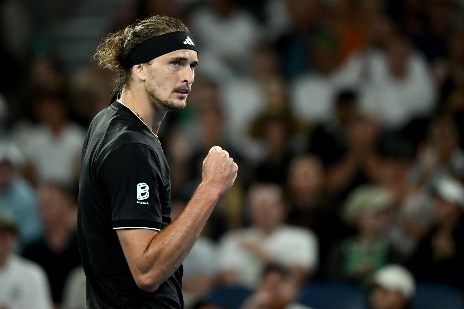 Wieczorne granie w Melbourne. Gwiazdy straciły po secie