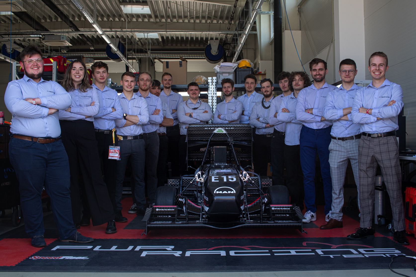 Działają niczym zespół F1. Studenci z Wrocławia zachwycają na świecie