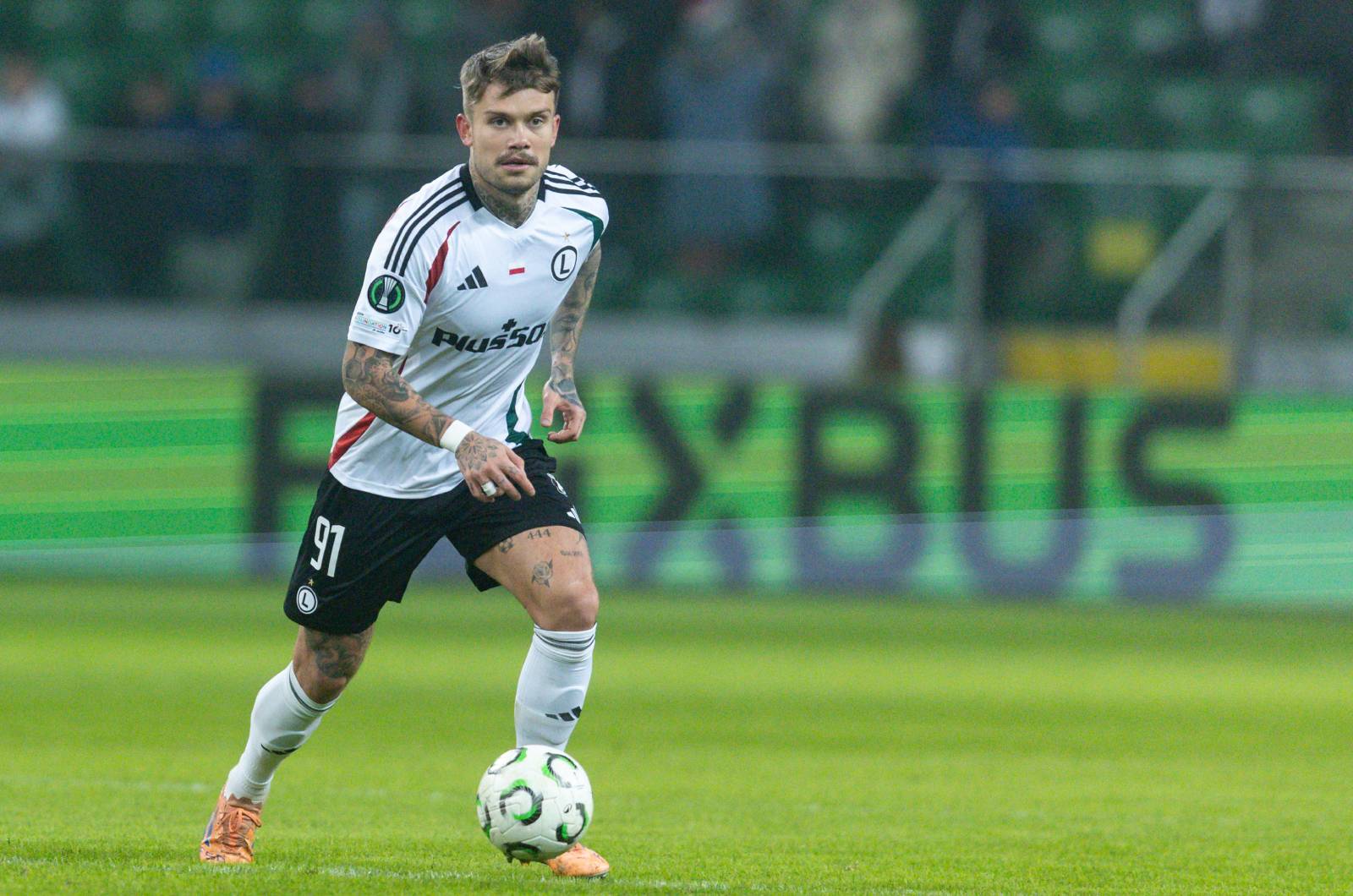 Miał zagraniczne propozycje, a wybrał Legię. Wytłumaczył dlaczego