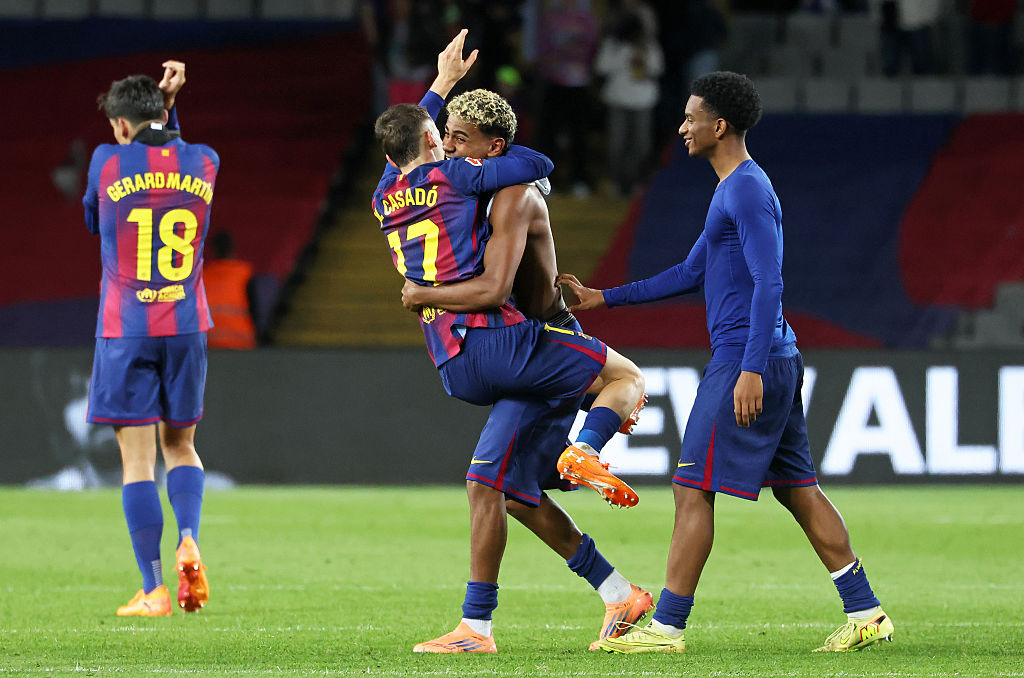 Turecki gigant chce piłkarza Barcelony. Nie jest jedyny