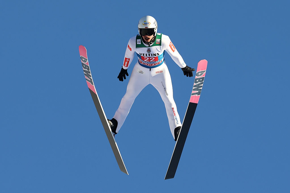 Wiadomo, kogo skreślił. Trener wybrał skład na drużynówkę MŚ w lotach